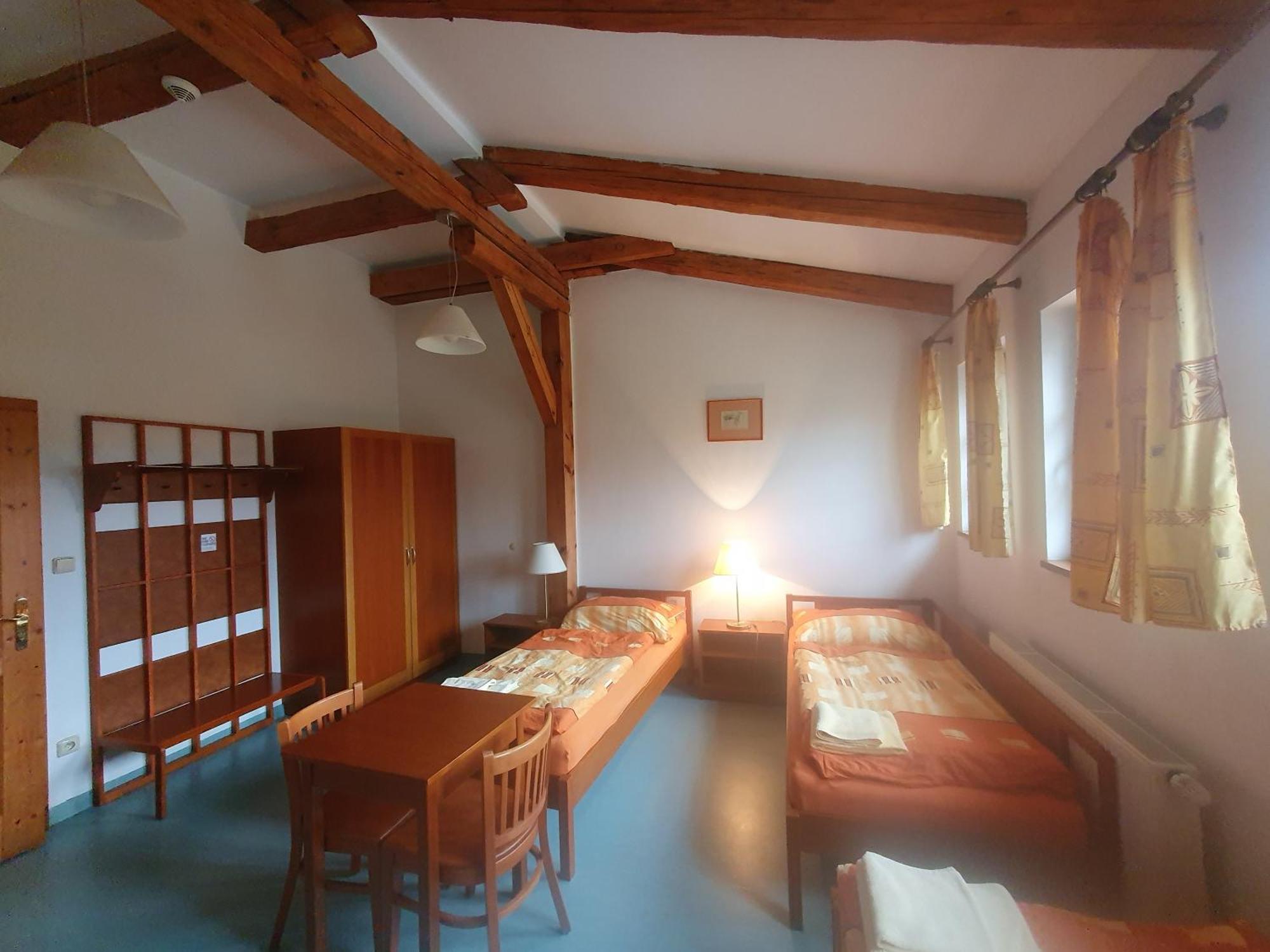 Hotelovy A Jezdecky Areal Dvur Krutenice Exterior photo
